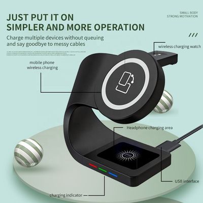 Intelligentes Magnetische 4 In 1 Schnellladegerät 10W Multi-Funktion Für Android