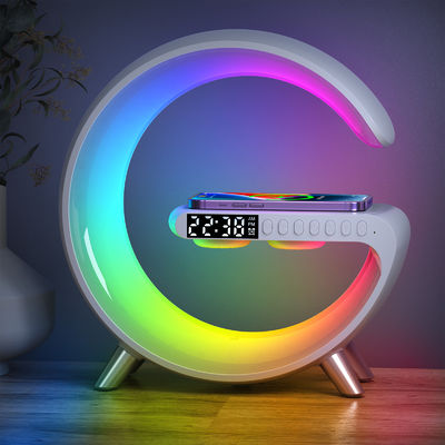 ROHS-zertifiziert 4 in 1 Bluetooth-Lautsprecher Qi-Ladegerät 15W mit Tischlicht