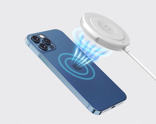 Überstrom 3 in 1 Apple Ladestation, magnetische schnelle drahtlose Ladeklammer